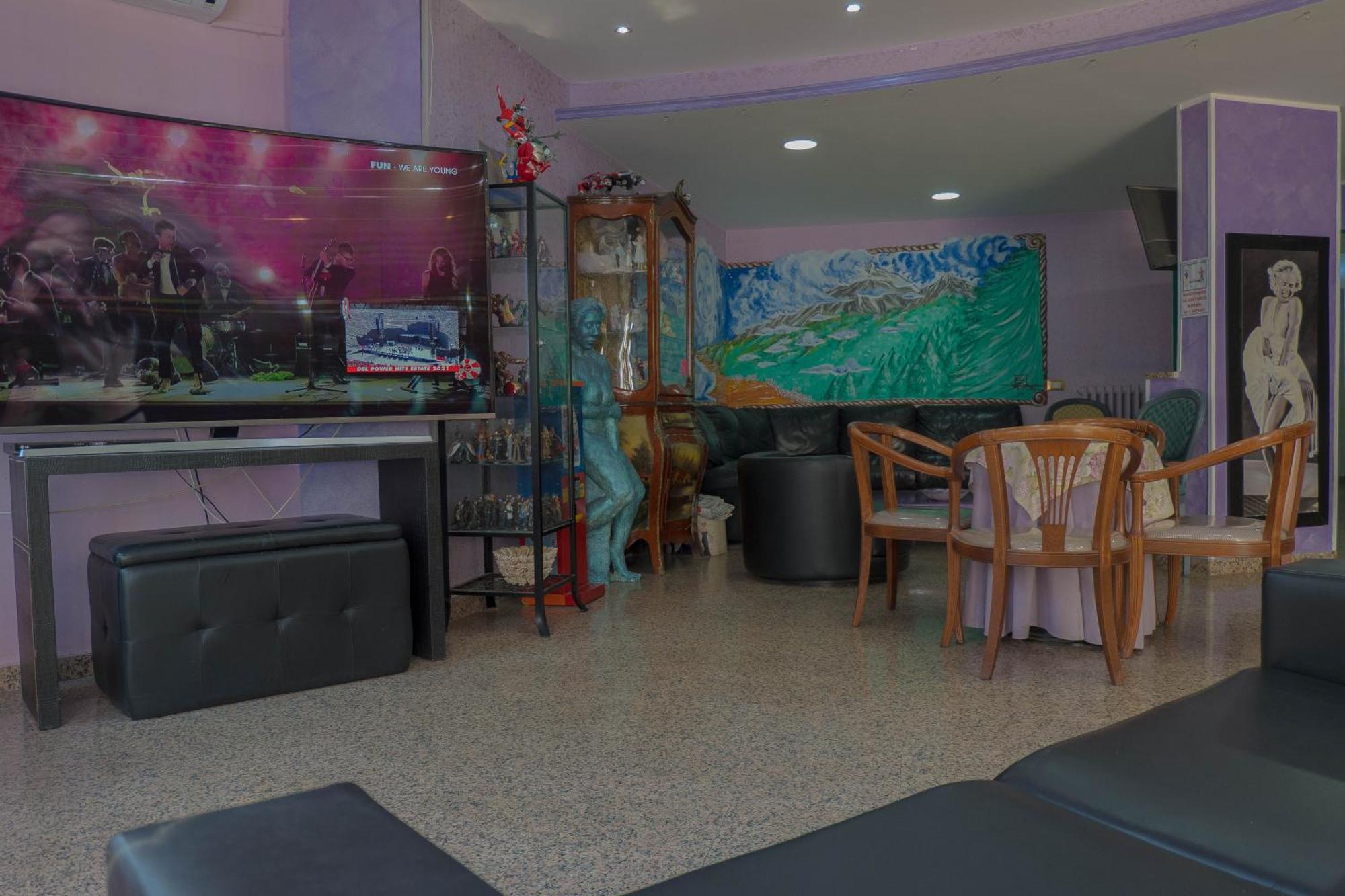 Hotel Albatros Roseto Degli Abruzzi Esterno foto