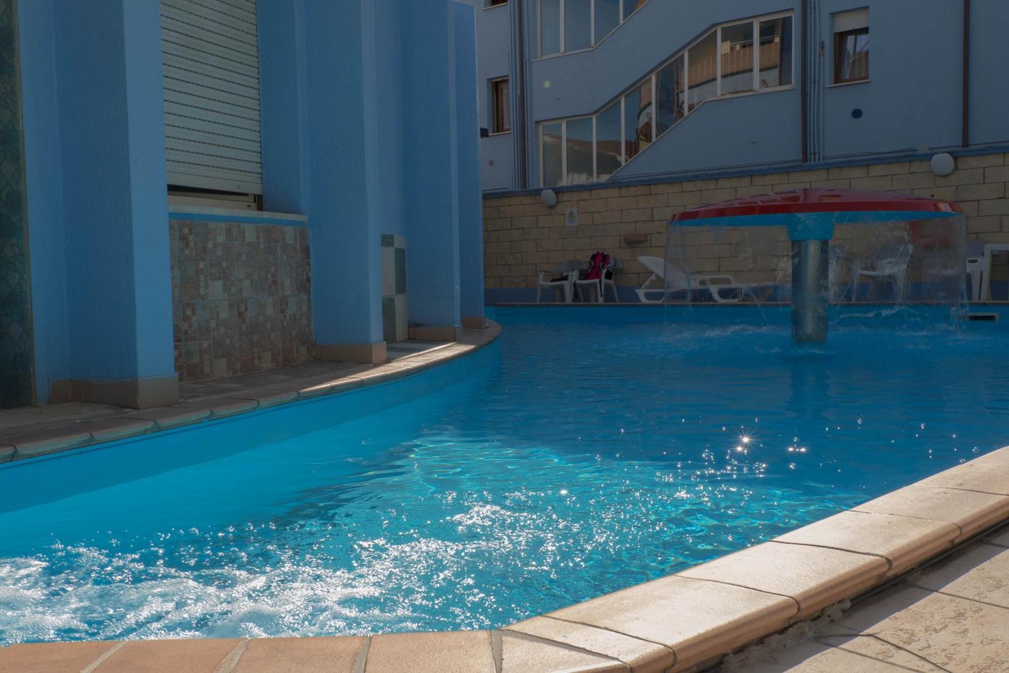 Hotel Albatros Roseto Degli Abruzzi Esterno foto