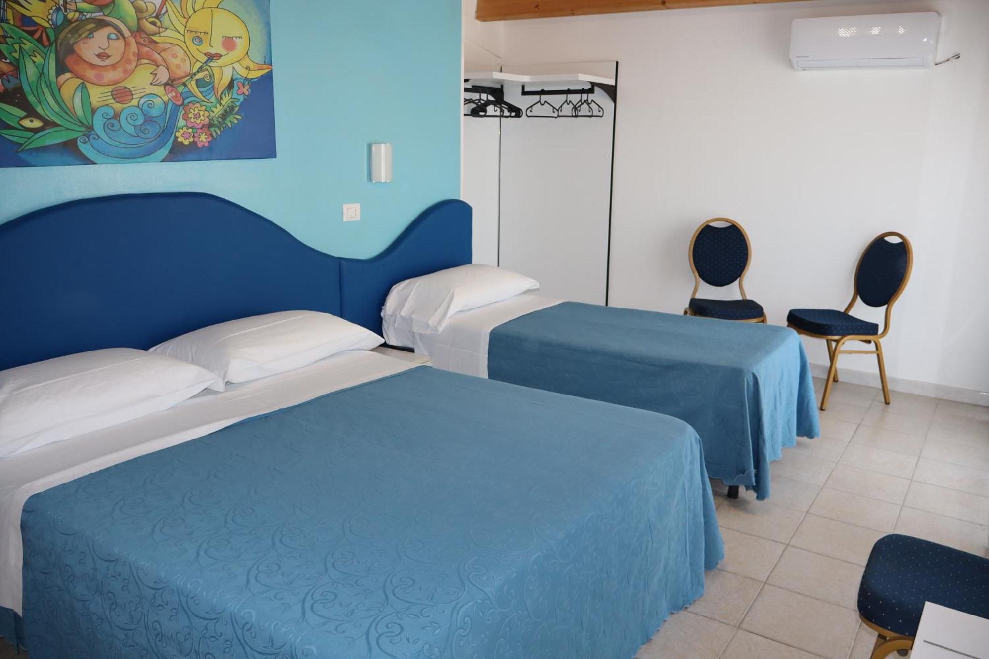Hotel Albatros Roseto Degli Abruzzi Esterno foto
